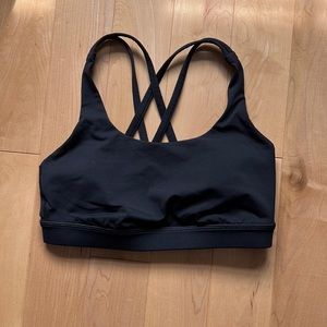 Lululemon Energy Bra - Black. Size 6.